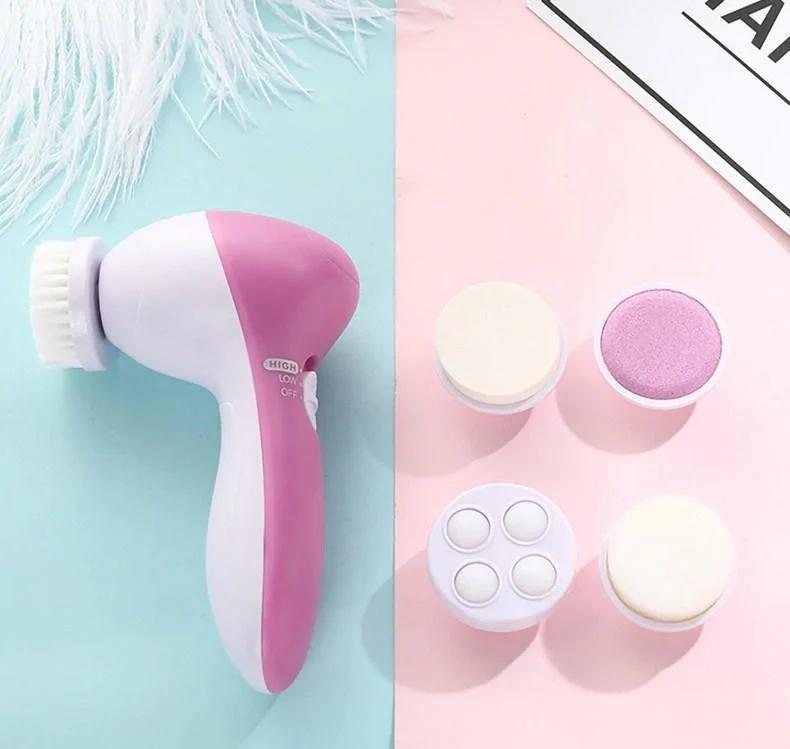 Personal Grooming Facial Cleansing Massager Brush.(Best Quality)